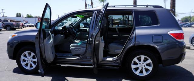 used 2011 Toyota Highlander car, priced at $11,999