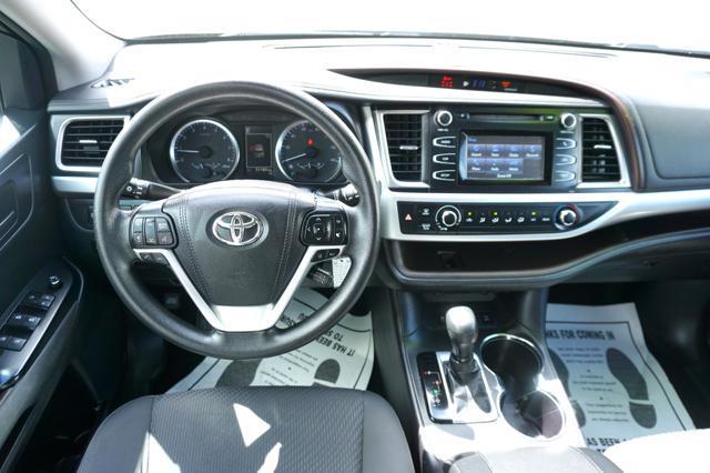 used 2018 Toyota Highlander car, priced at $27,599