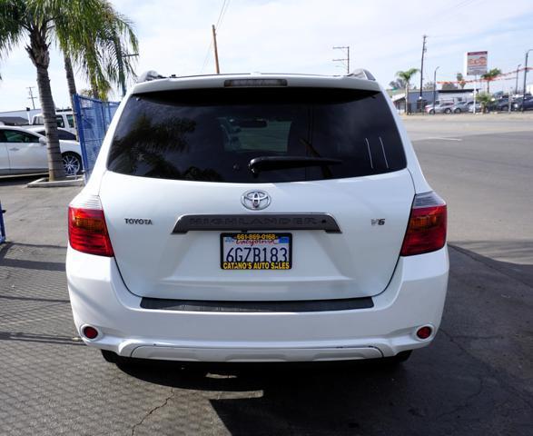 used 2009 Toyota Highlander car, priced at $11,927