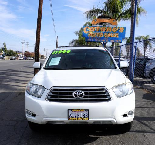 used 2009 Toyota Highlander car, priced at $11,927