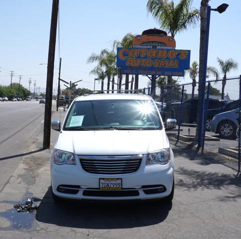 used 2015 Chrysler Town & Country car, priced at $11,999