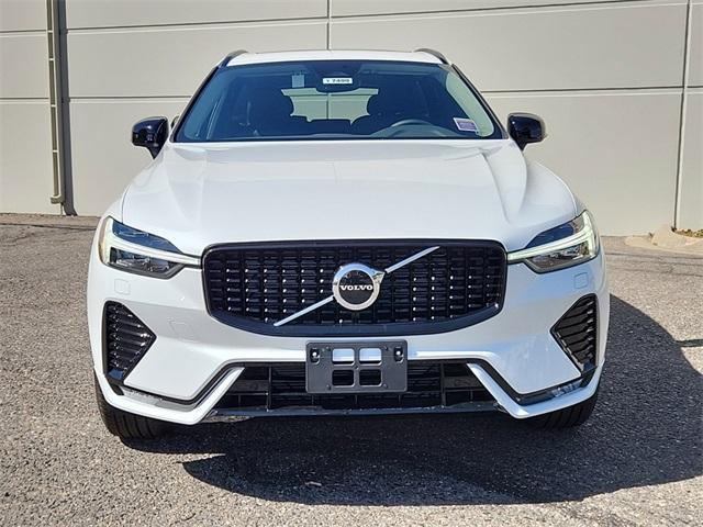 new 2025 Volvo XC60 car, priced at $48,500