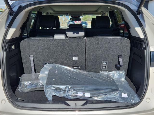 new 2025 Mazda CX-90 car, priced at $45,521