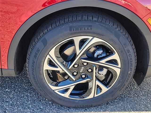 new 2025 Lincoln Nautilus car, priced at $59,521