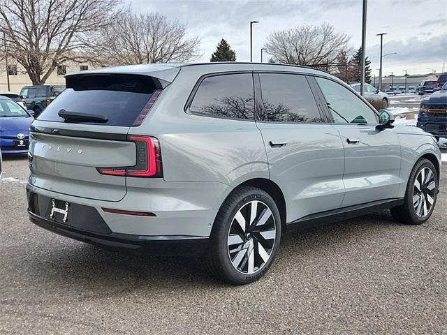 new 2025 Volvo EX90 car, priced at $85,640