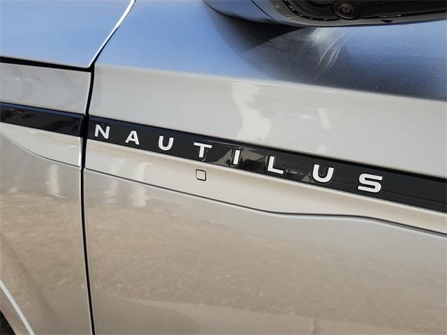 new 2025 Lincoln Nautilus car, priced at $60,306