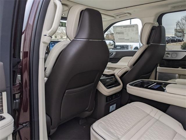 new 2024 Lincoln Navigator car, priced at $105,698