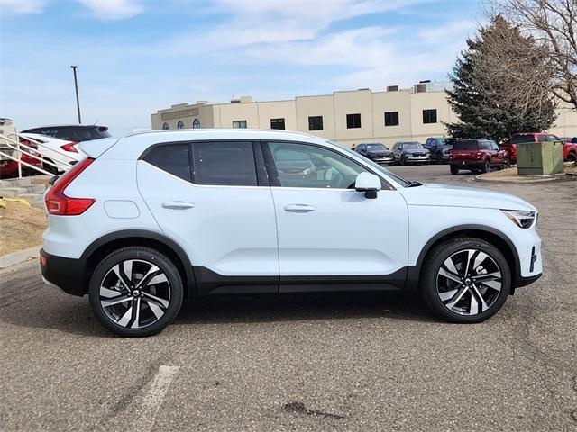 new 2025 Volvo XC40 car, priced at $50,565