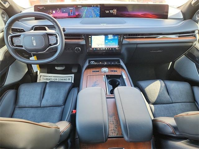new 2025 Lincoln Navigator car, priced at $120,490