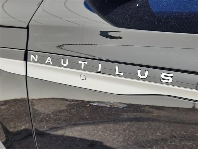 new 2025 Lincoln Nautilus car, priced at $57,121