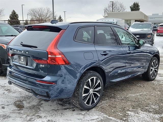 new 2025 Volvo XC60 car