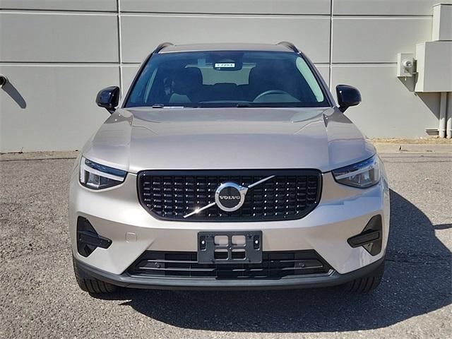 new 2024 Volvo XC40 car, priced at $45,045