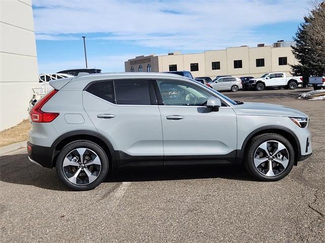 new 2025 Volvo XC40 car, priced at $45,035