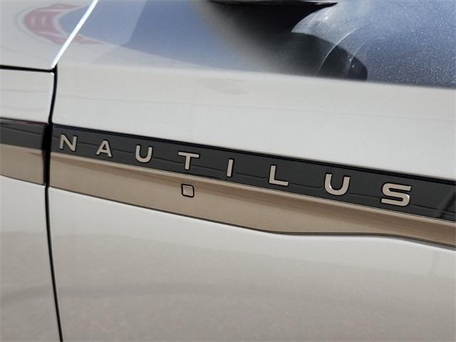 new 2025 Lincoln Nautilus car, priced at $76,645