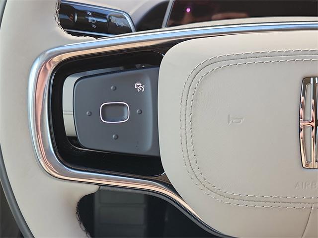 new 2025 Lincoln Nautilus car, priced at $51,936