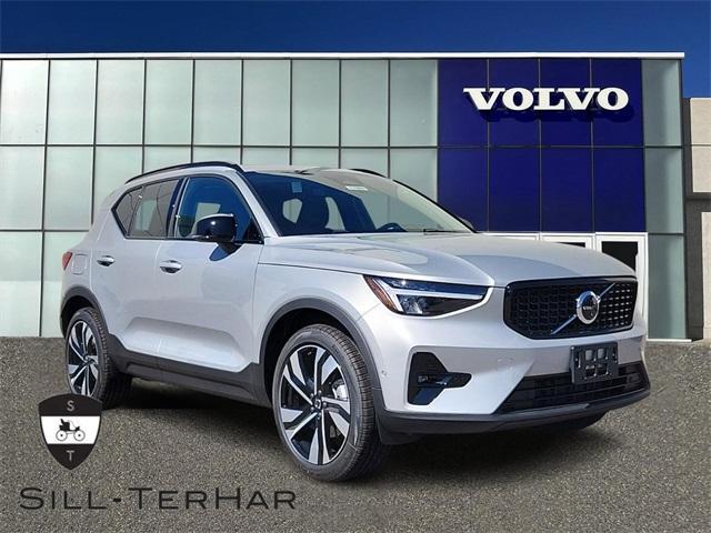 new 2025 Volvo XC40 car, priced at $48,225