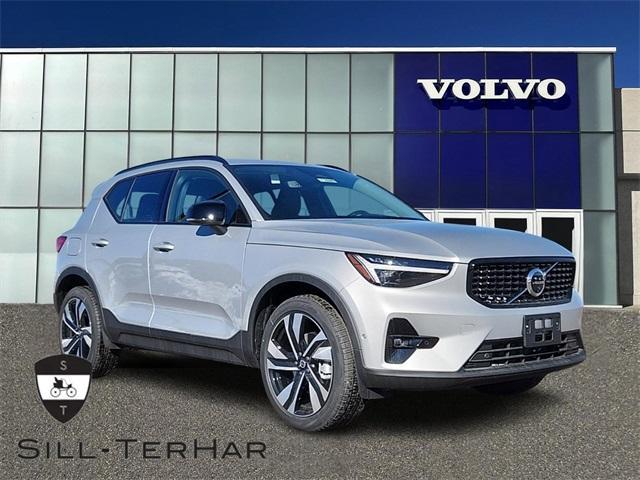 new 2025 Volvo XC40 car, priced at $48,575