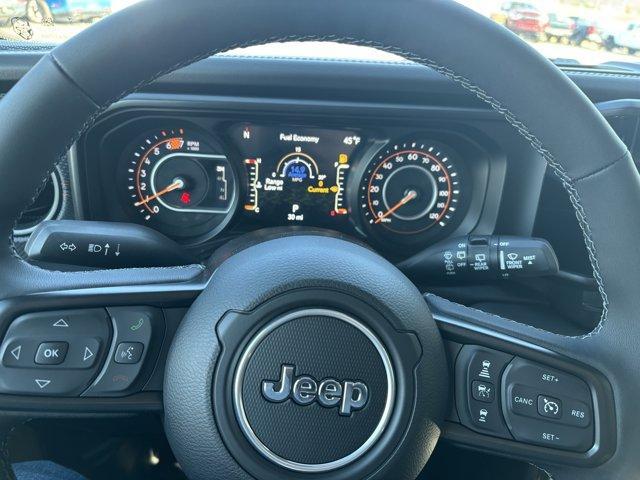 new 2025 Jeep Wrangler car, priced at $61,884