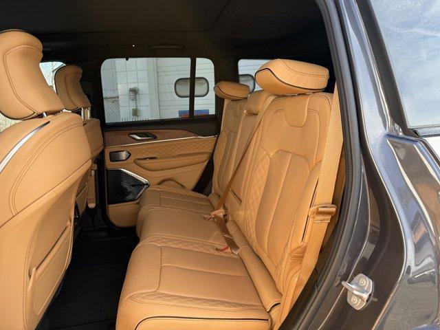 new 2025 Jeep Grand Cherokee car, priced at $62,095