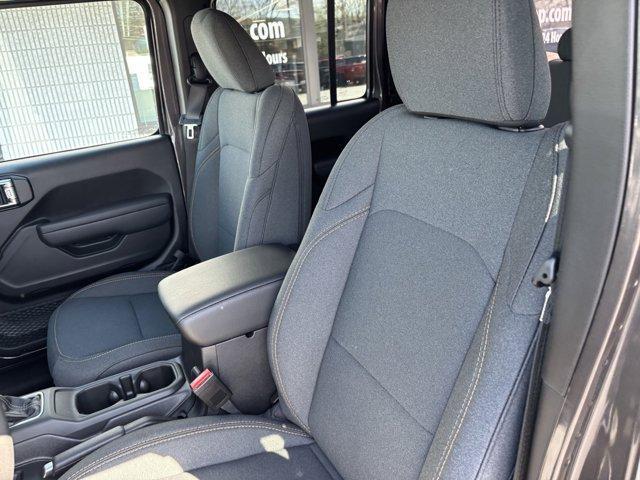 new 2025 Jeep Gladiator car, priced at $47,362