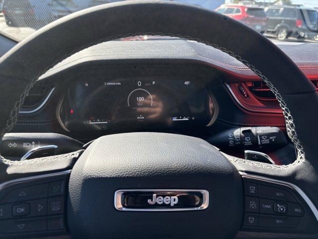 new 2025 Jeep Grand Cherokee car, priced at $47,605