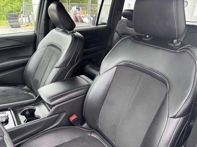 used 2024 Jeep Grand Cherokee car, priced at $41,900