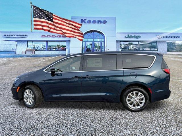 new 2025 Chrysler Pacifica car, priced at $46,638