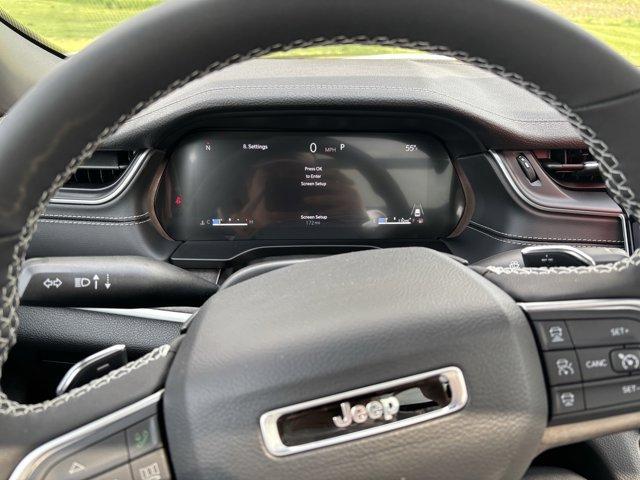 new 2025 Jeep Grand Cherokee car, priced at $44,727