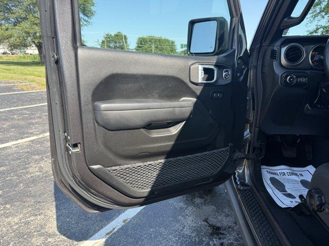 used 2022 Jeep Wrangler Unlimited car, priced at $37,900