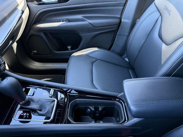new 2025 Jeep Compass car, priced at $34,726