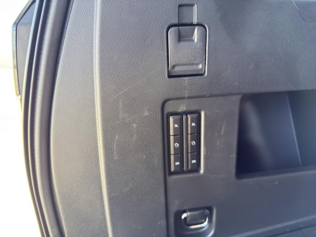 used 2023 Ford Expedition car, priced at $42,917