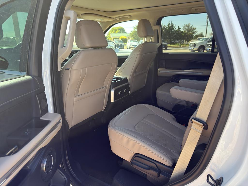used 2023 Ford Expedition car, priced at $42,917