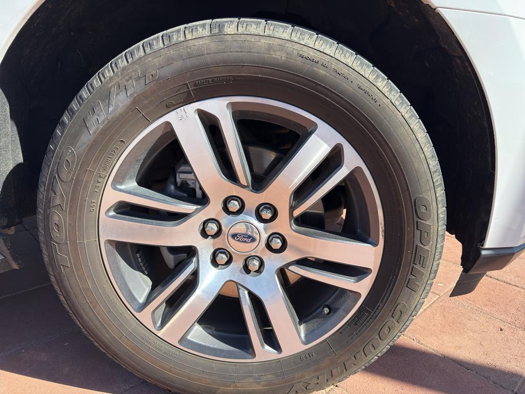 used 2023 Ford Expedition car, priced at $42,917