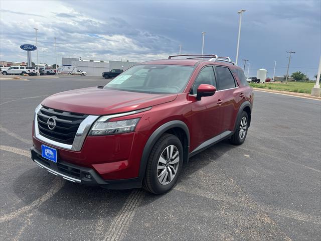 used 2022 Nissan Pathfinder car, priced at $25,567