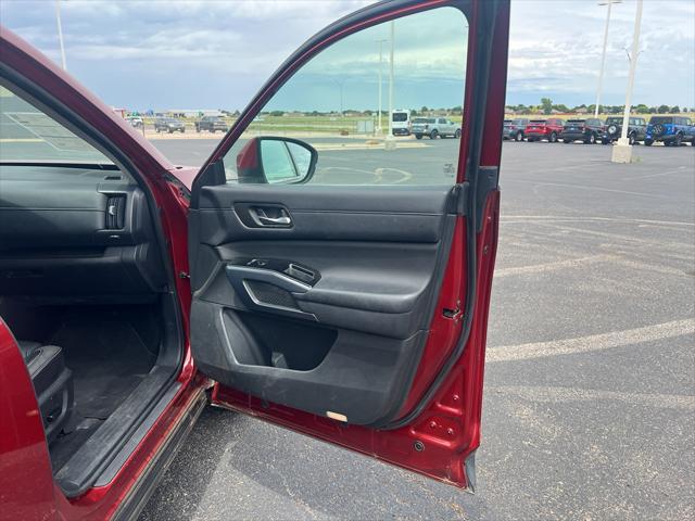 used 2022 Nissan Pathfinder car, priced at $25,567