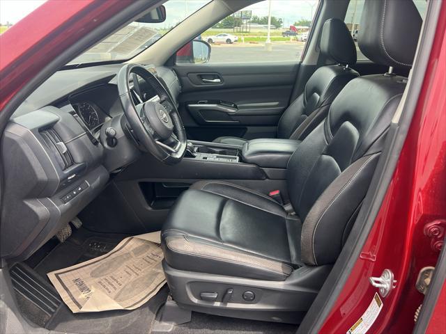 used 2022 Nissan Pathfinder car, priced at $25,567