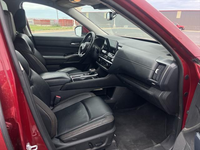 used 2022 Nissan Pathfinder car, priced at $25,567