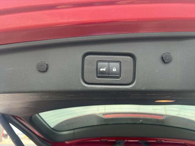 used 2022 Nissan Pathfinder car, priced at $25,567