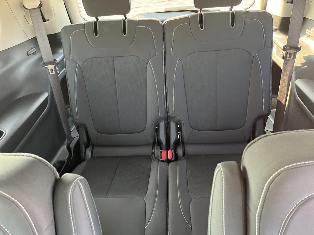 used 2023 Jeep Grand Cherokee L car, priced at $26,602