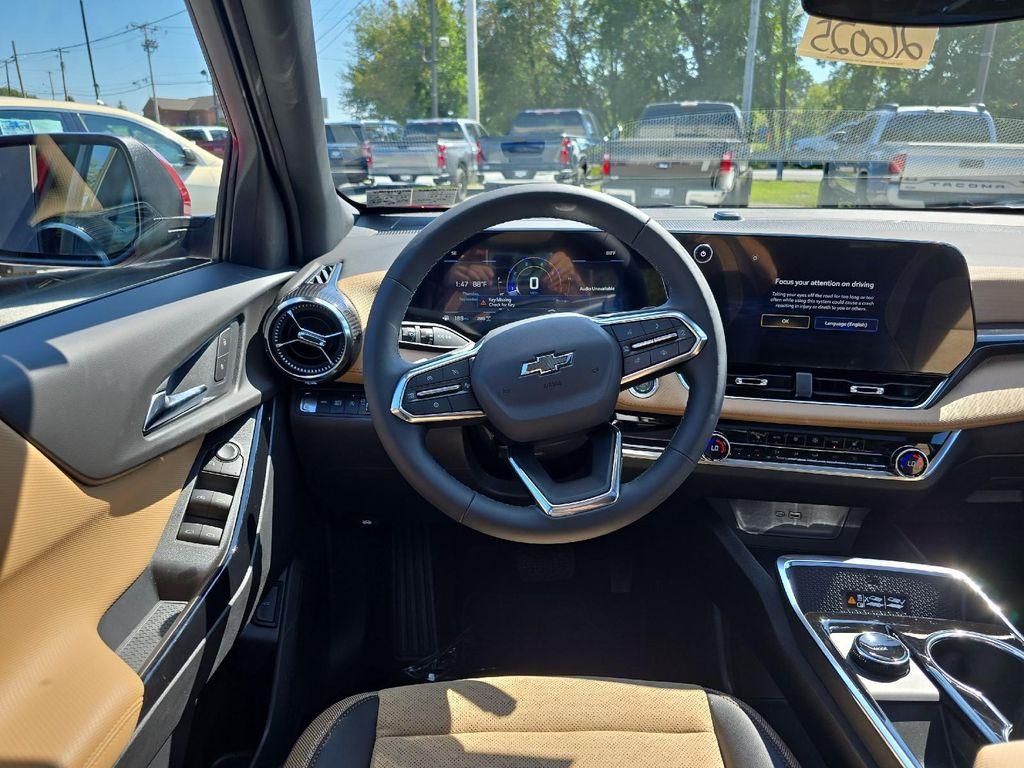 new 2026 Chevrolet Equinox car, priced at $38,385