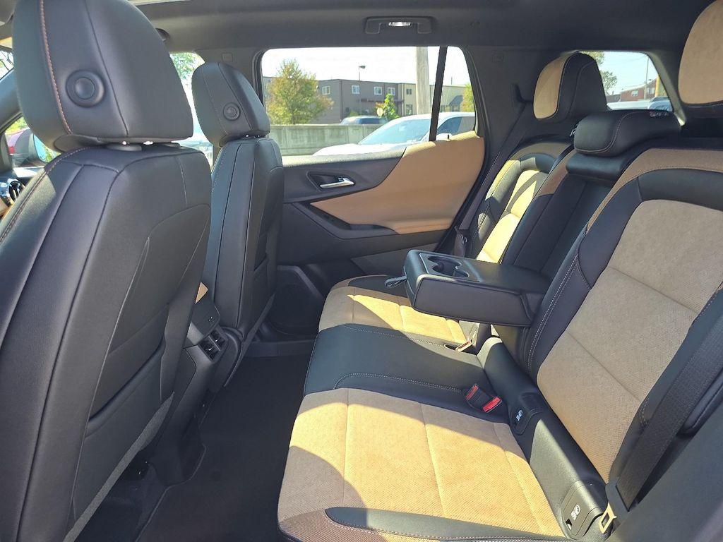 new 2026 Chevrolet Equinox car, priced at $38,385