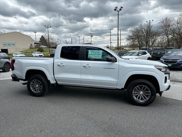 new 2024 Chevrolet Colorado car, priced at $33,820