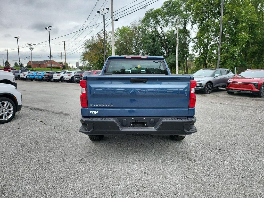 new 2024 Chevrolet Silverado 1500 car, priced at $44,669