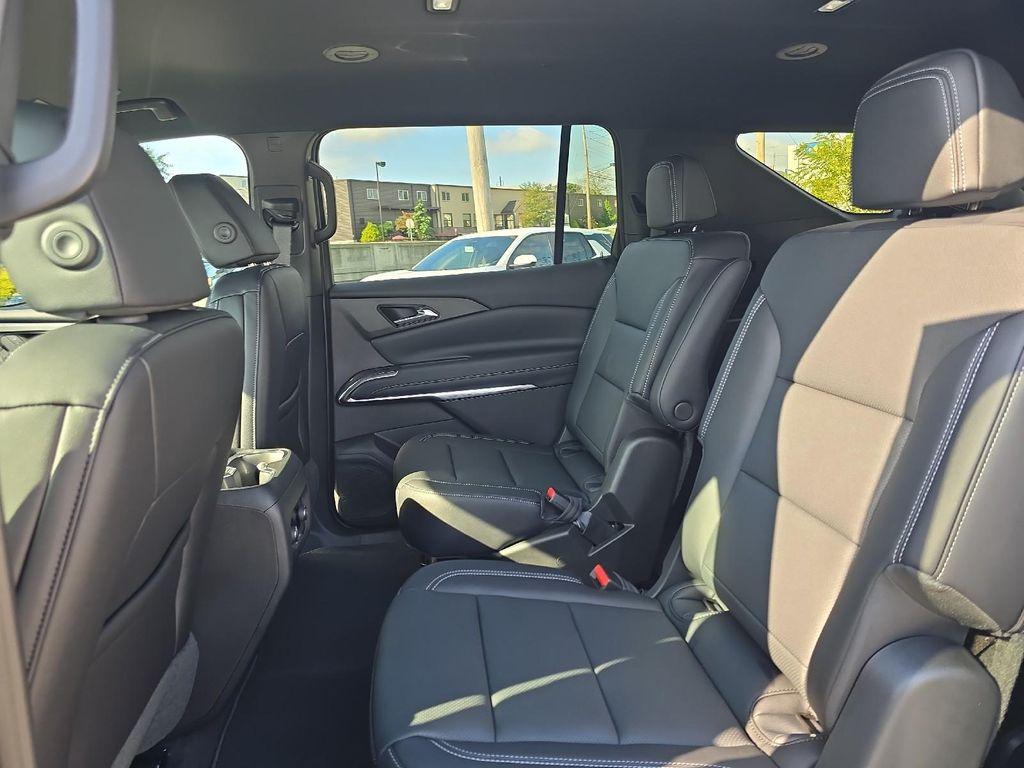 new 2026 Chevrolet Traverse car, priced at $45,695