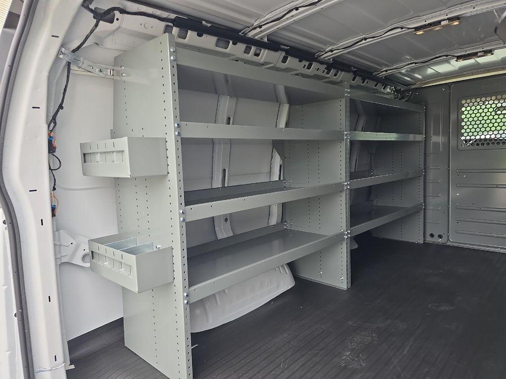 new 2025 Chevrolet Express 2500 car