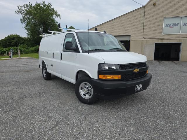 new 2025 Chevrolet Express 2500 car