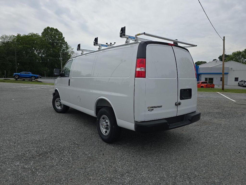 new 2025 Chevrolet Express 2500 car