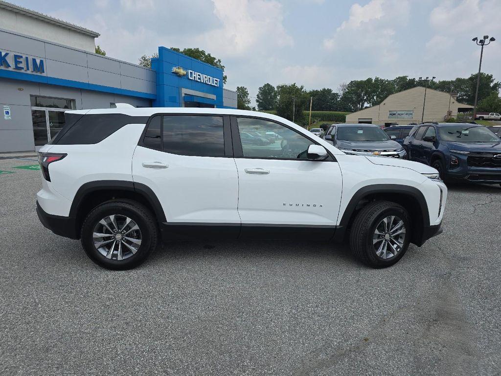 new 2026 Chevrolet Equinox car, priced at $35,255