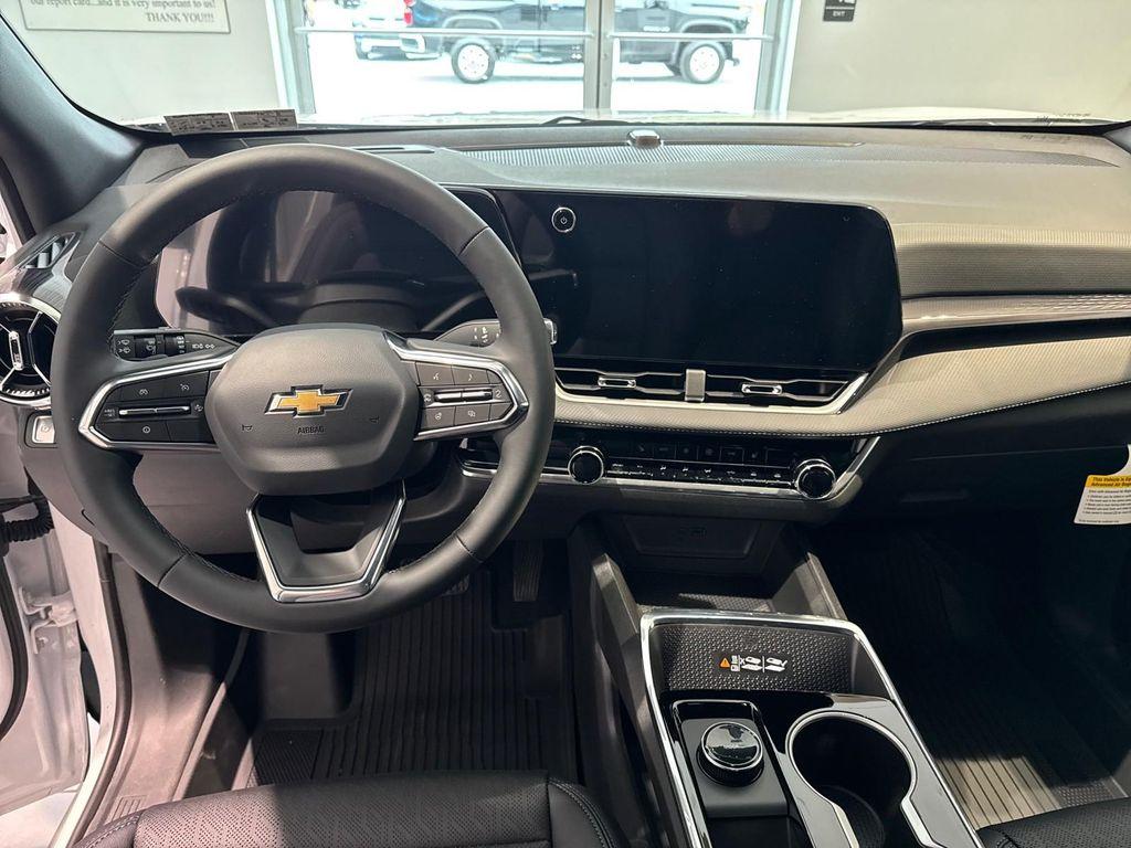 new 2026 Chevrolet Equinox car, priced at $35,255