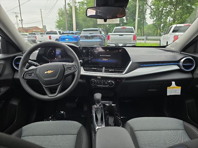 new 2025 Chevrolet Trax car, priced at $24,095